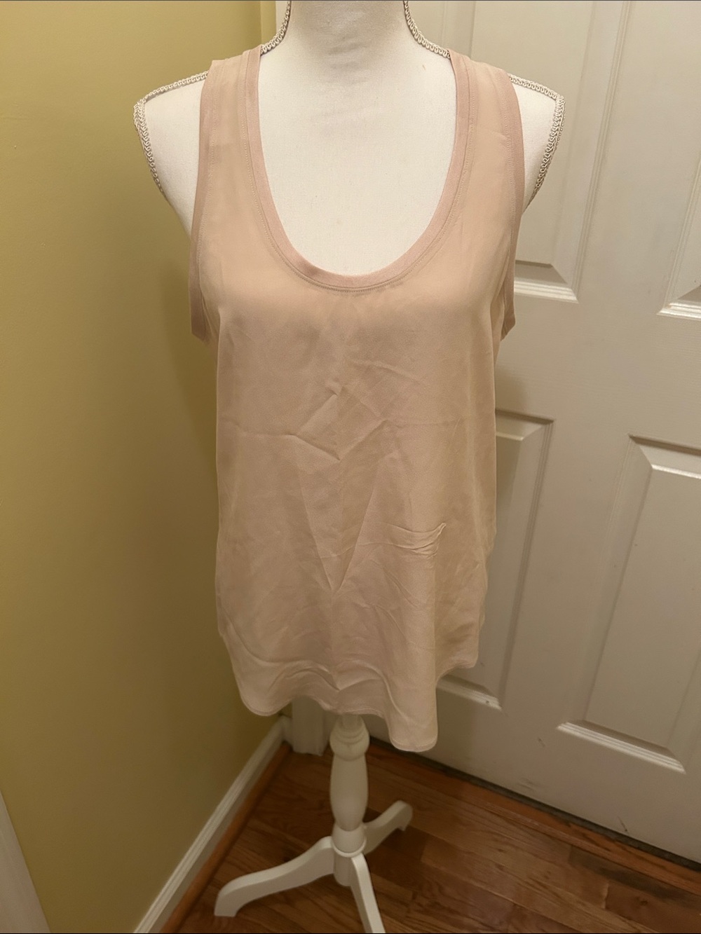 Women’s Lightweight Scoop Neck Tank Top - Nude